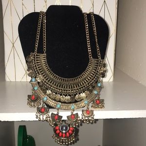 Statement necklace
